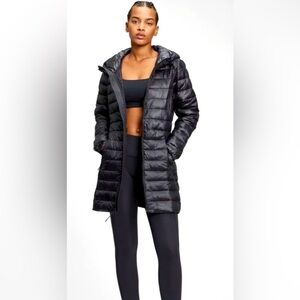 GAP Women's Black Puffer Coat
